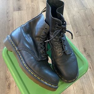 Dr Martens boot size 9
